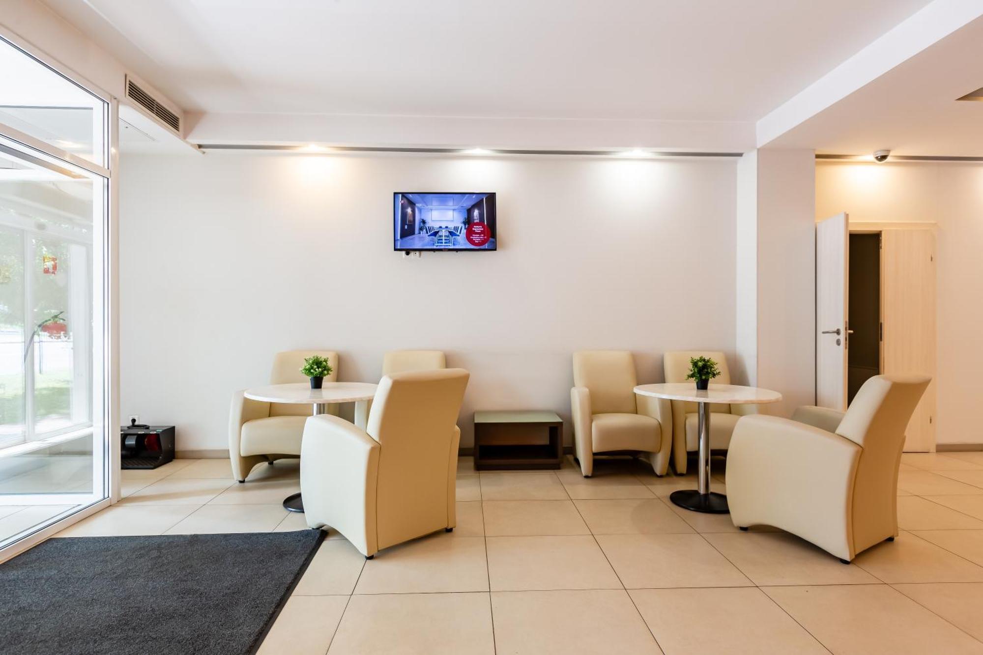Practicotel كييف المظهر الخارجي الصورة