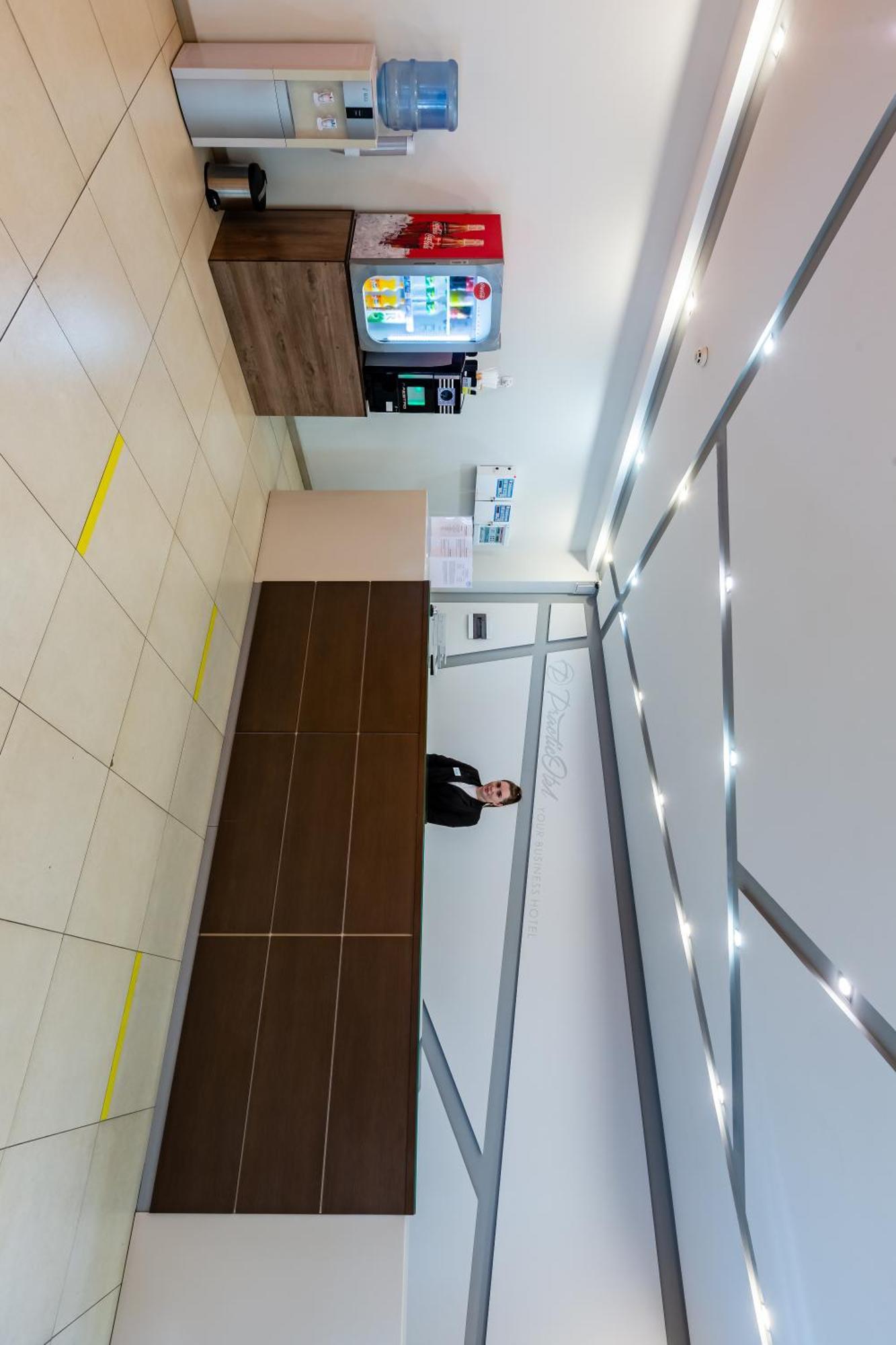 Practicotel كييف المظهر الخارجي الصورة